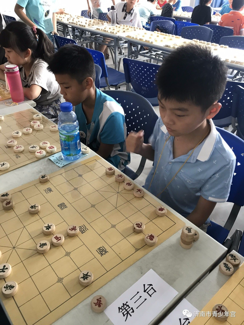 棋类培训：开启智慧大门的金钥匙